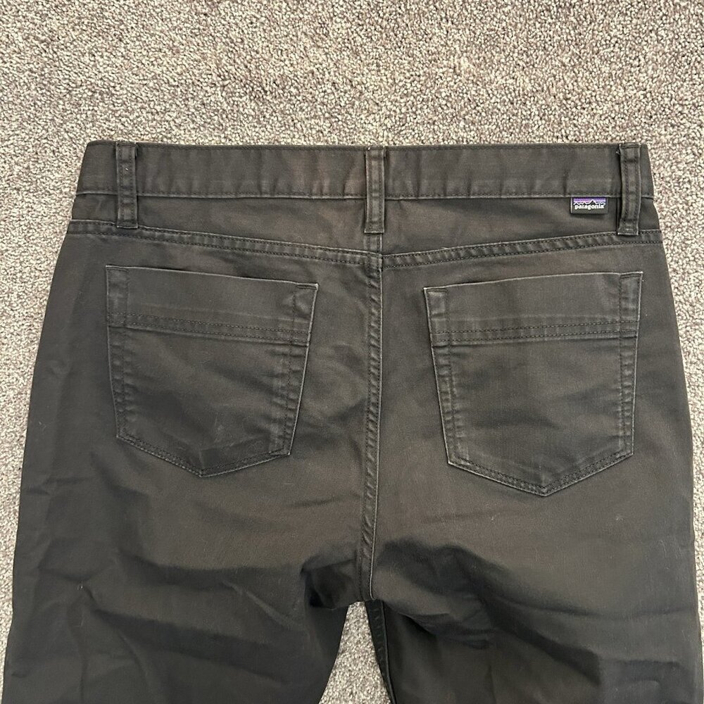 Patagonia Women's Black Jeans Size 8 Mid Rise 5-Pockets 30.5" Inseam Logo GUC - Picture 10 of 16